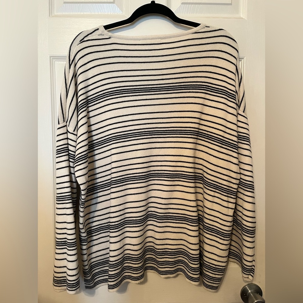 Eileen Fisher Long-Sleeve Striped Organic Cotton Large Sweater - Picture 4 of 7